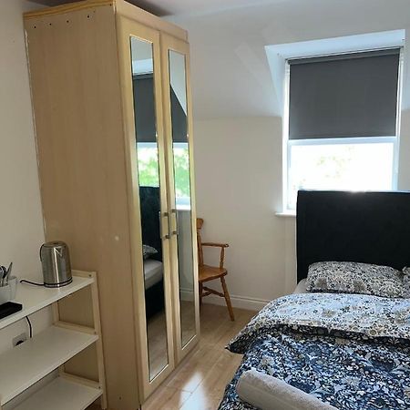 The Court Apartment Edgware Екстериор снимка