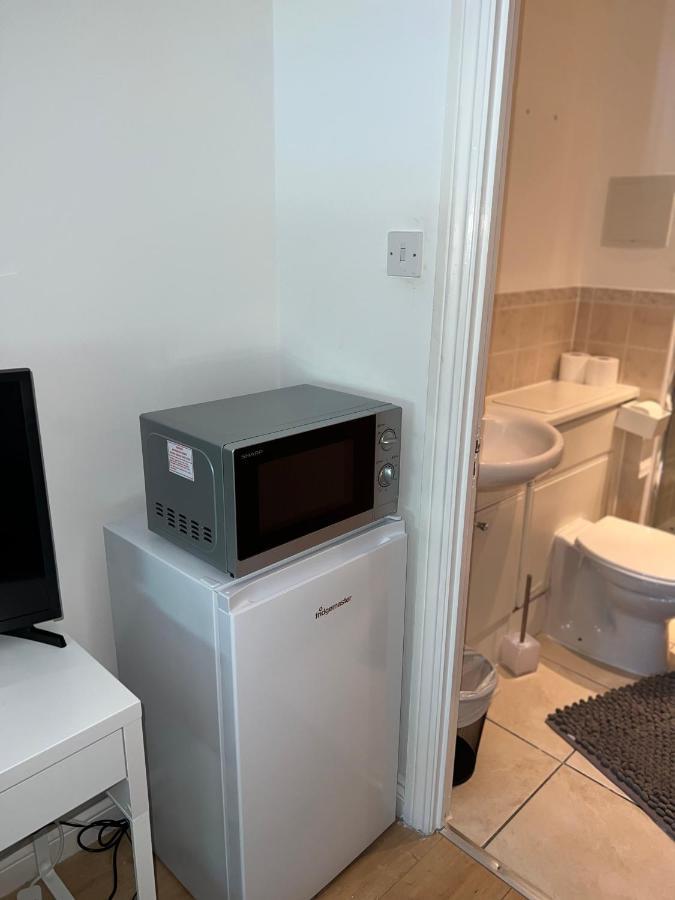 The Court Apartment Edgware Екстериор снимка