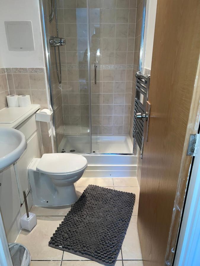 The Court Apartment Edgware Екстериор снимка